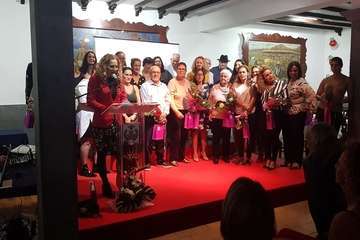 Reconocimiento de El Casino a las exjugadoras del Vanyera Ramudas (Foto TA)